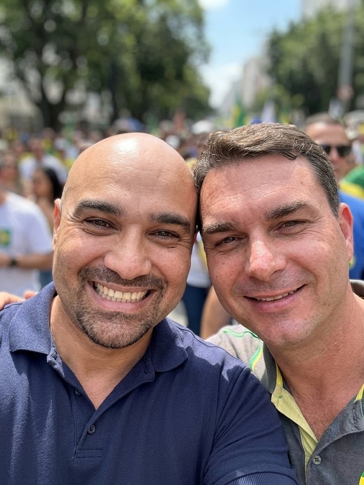 Exemplo 1: Selfie com o 01